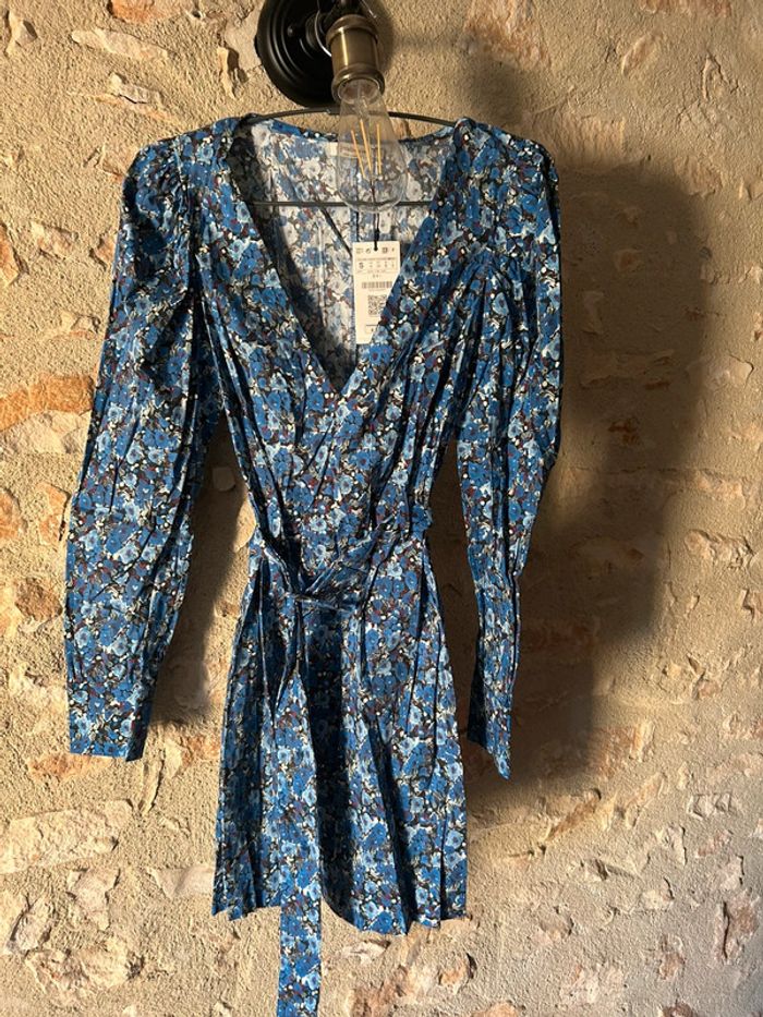 Robe Stradivarius neuve - photo numéro 3