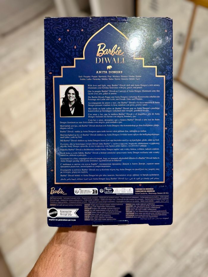 [NEUF] Poupée Barbie Diwali Anita Dongre - photo numéro 5