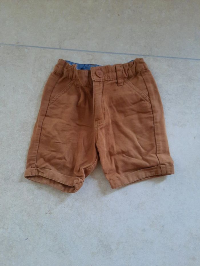 Short 2 ans
