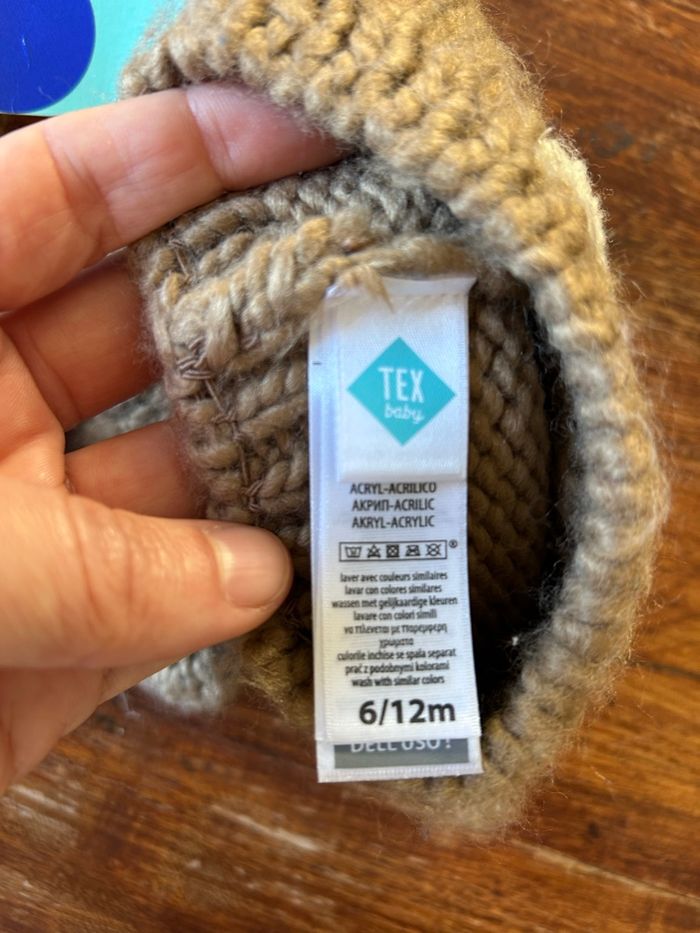 Bonnet et gant en maille ourson bébé taille 6/12mois neuf - photo numéro 4