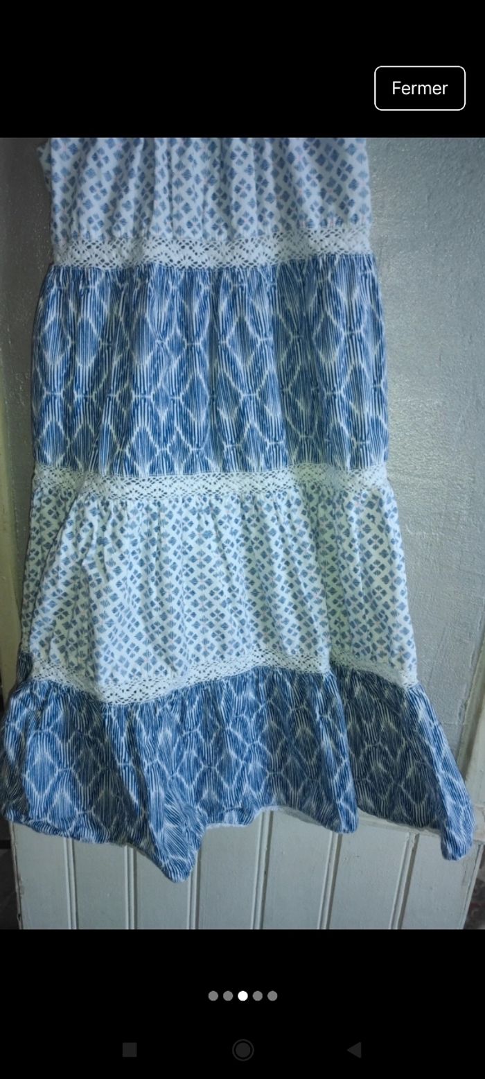 Très belle robe fille e74 - photo numéro 2