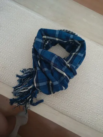 Foulard carreaux bleues Tommy Hilfiger