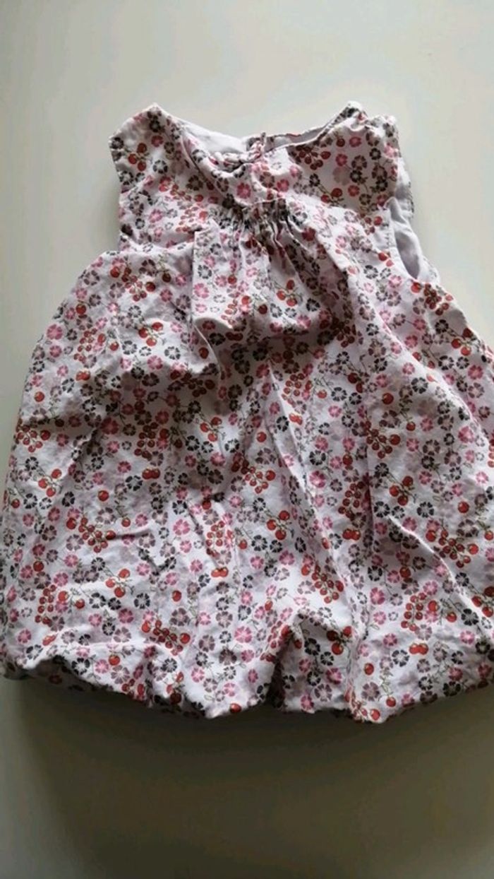 Robe boule fleurie obaïbi 6 mois - photo numéro 2