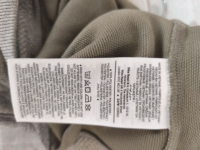 Sweat a capuche - photo numéro 3