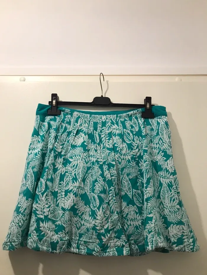 Mini jupe camaïeu avec fermeture éclaire sur le côté blanche verte taille 42