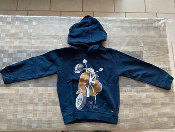 Sweat-shirt à capuche mayoral 6 ans