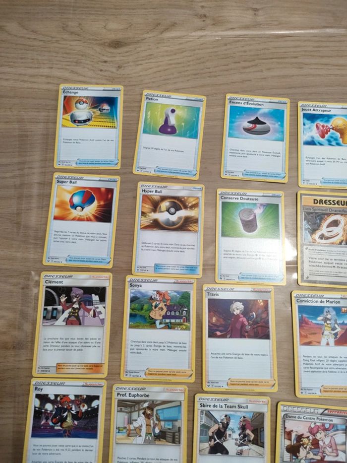 Lot 28cartes dresseurs pokémon - photo numéro 2