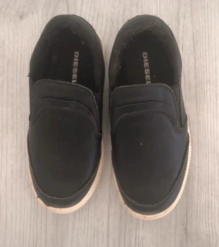 Chaussures diesel taille 27