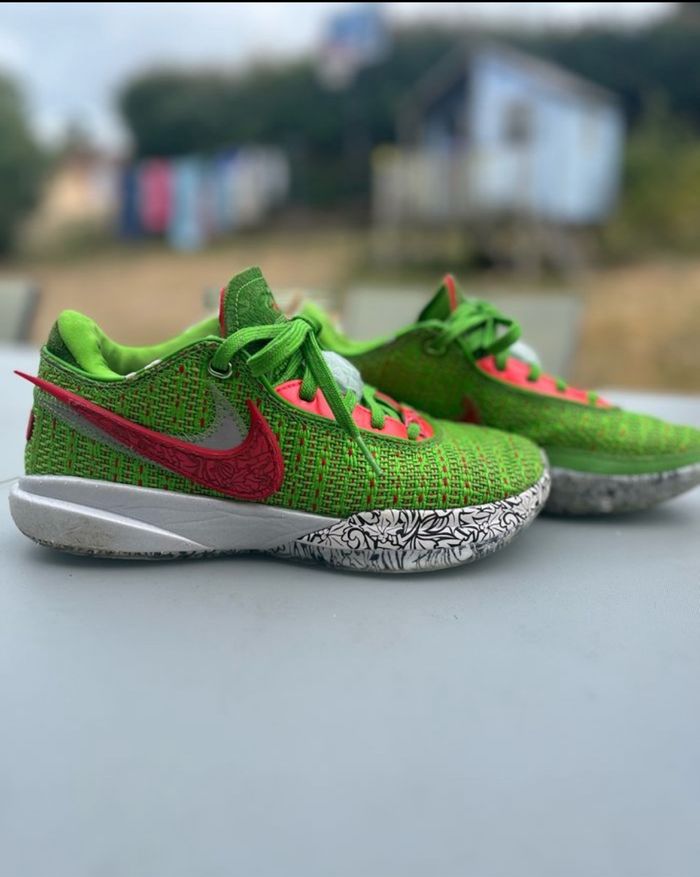 Basket lebronxxx Nike