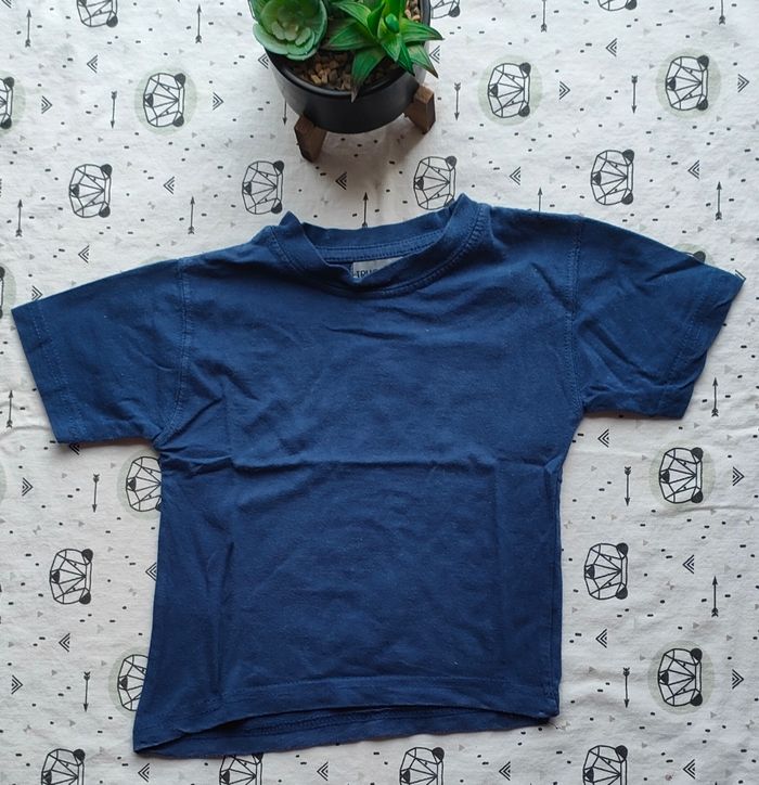 Lot de tee-shirts taille 24 mois/2 ans - photo numéro 7