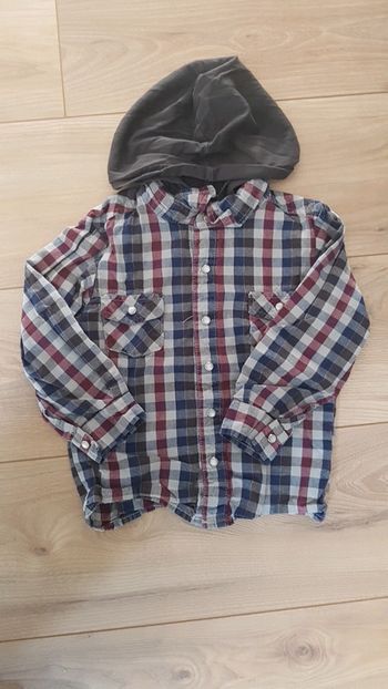 Chemise capuche