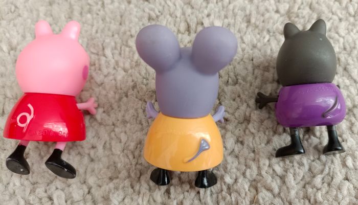 Lot de 3 personnages de la classe de Peppa pig - photo numéro 7