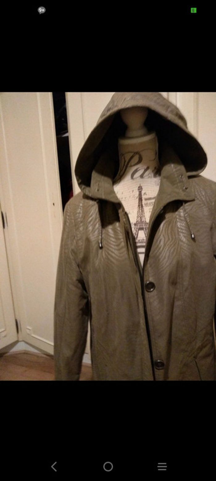 Parka de très bonne qualité Diane Laury couleur taupe neuve avec étiquette taille 44 - photo numéro 2