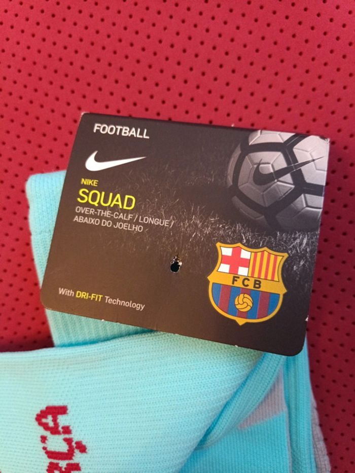 Chaussettes de foot FC Barcelone, Nike Authentique Officiel taille 42/46, neuf - photo numéro 2