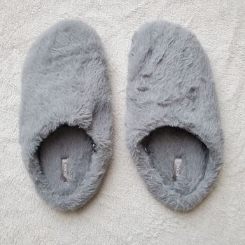 Pantoufles ardene en taille 6 (36)