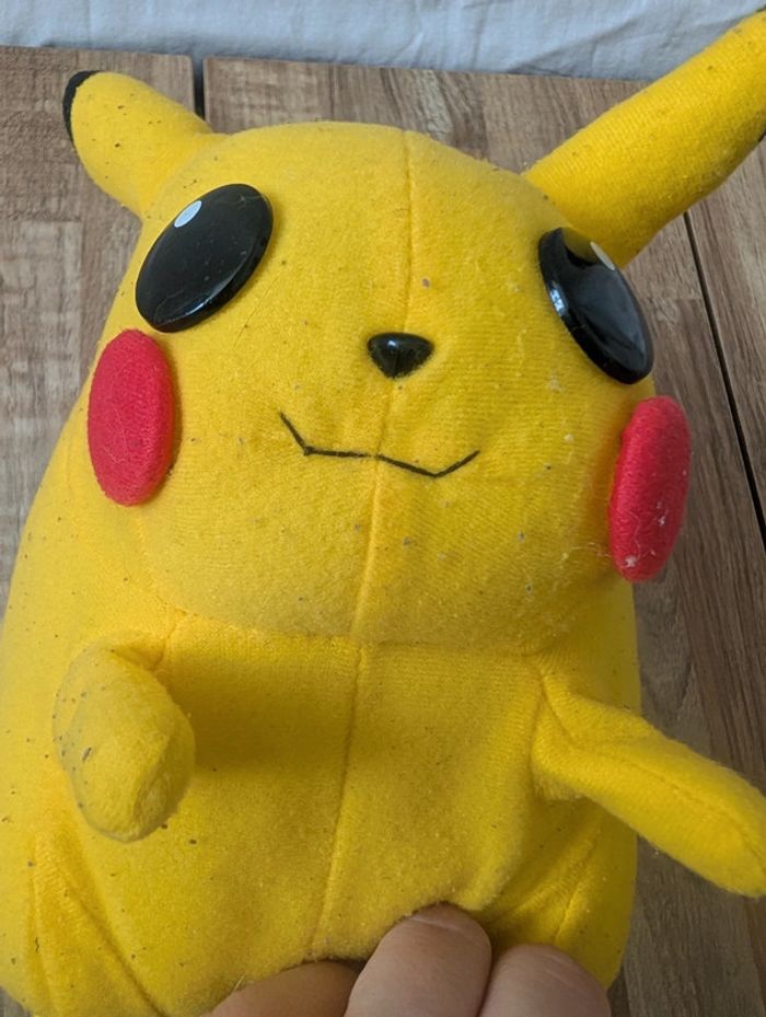 Peluche Pikachu - photo numéro 11