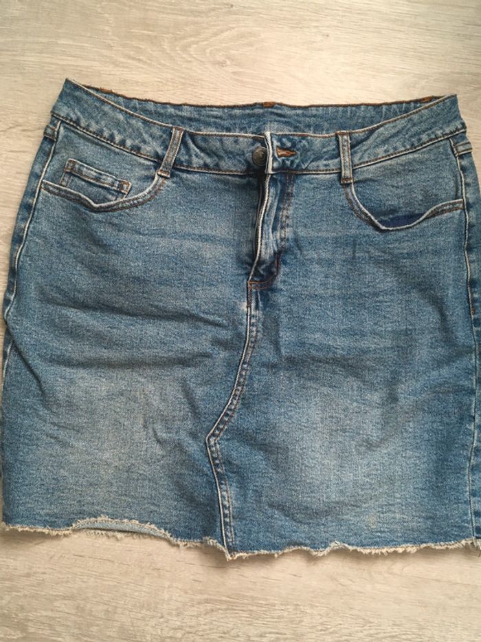 Jupe en jean.