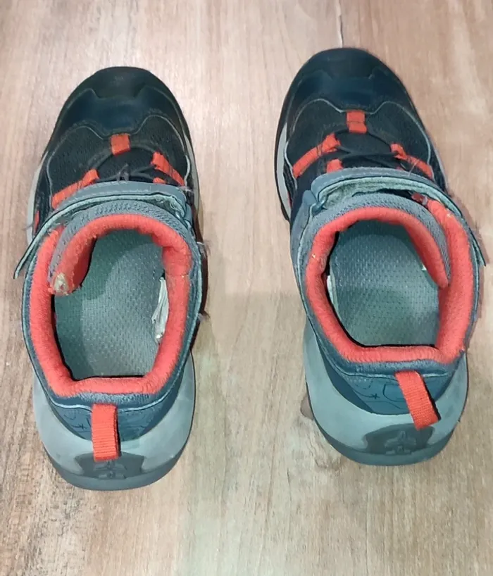 Paire de baskets garçon pointure 30 - Marque Decathlon - photo numéro 5