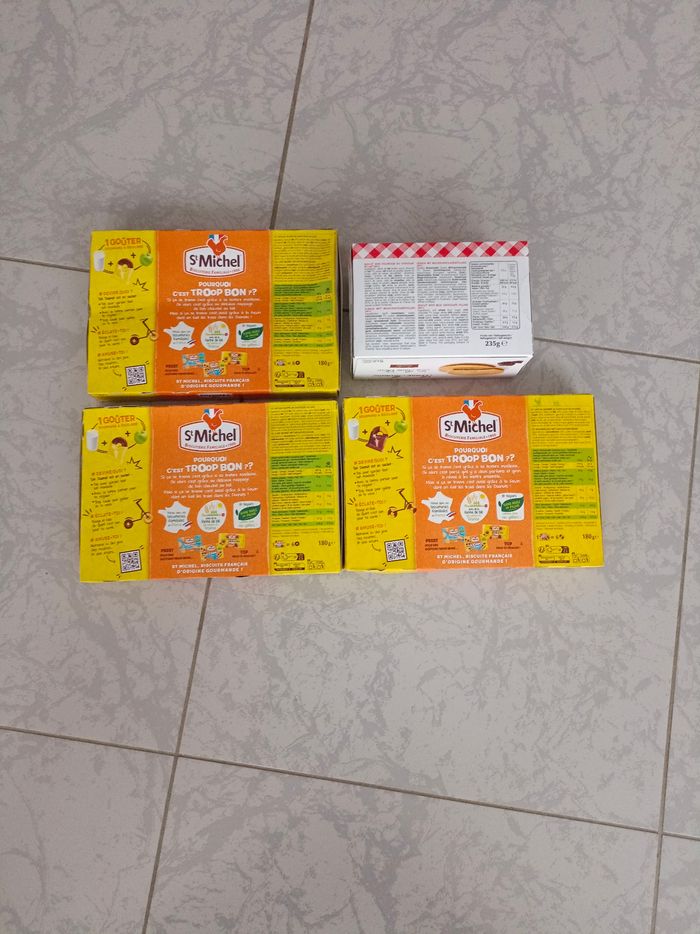 Lot de gâteaux - photo numéro 2