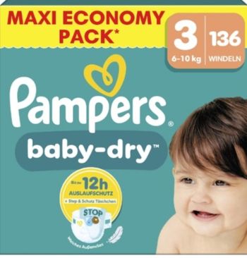 Gros carton couches pampers baby dry taille 3