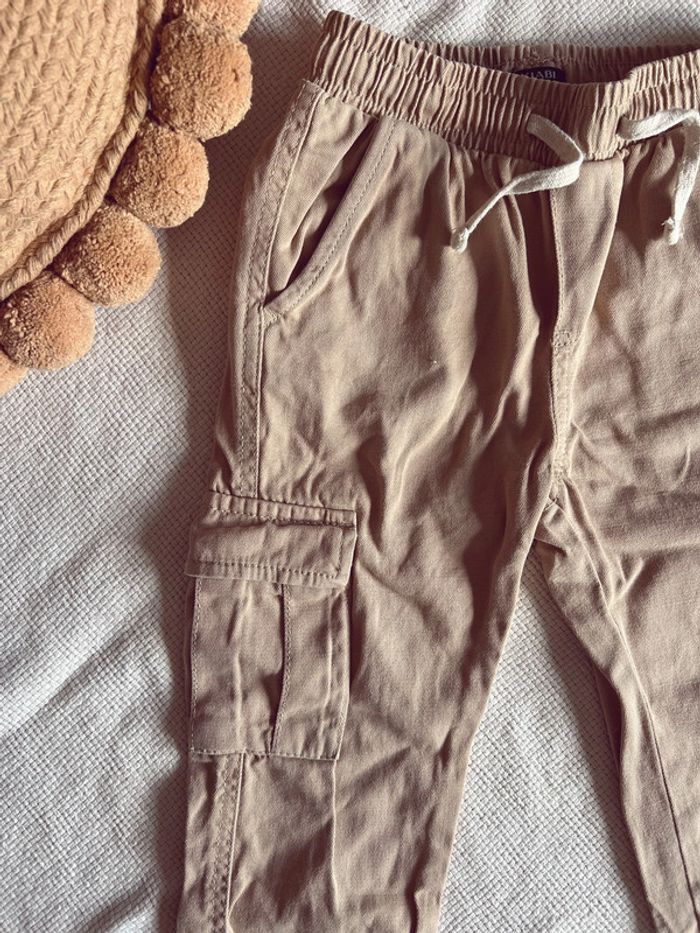 Pantalon cargo beige Kiabi 4 ans - photo numéro 2