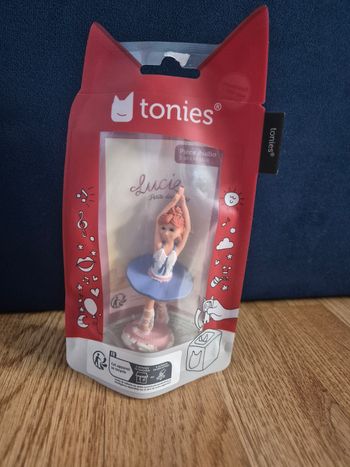 Tonie Danseuse en Français 