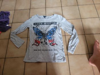 Tee-shirt manche longue kiabi 14 ANS