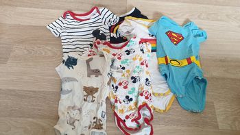 Lot 12 mois été (26 pièces)