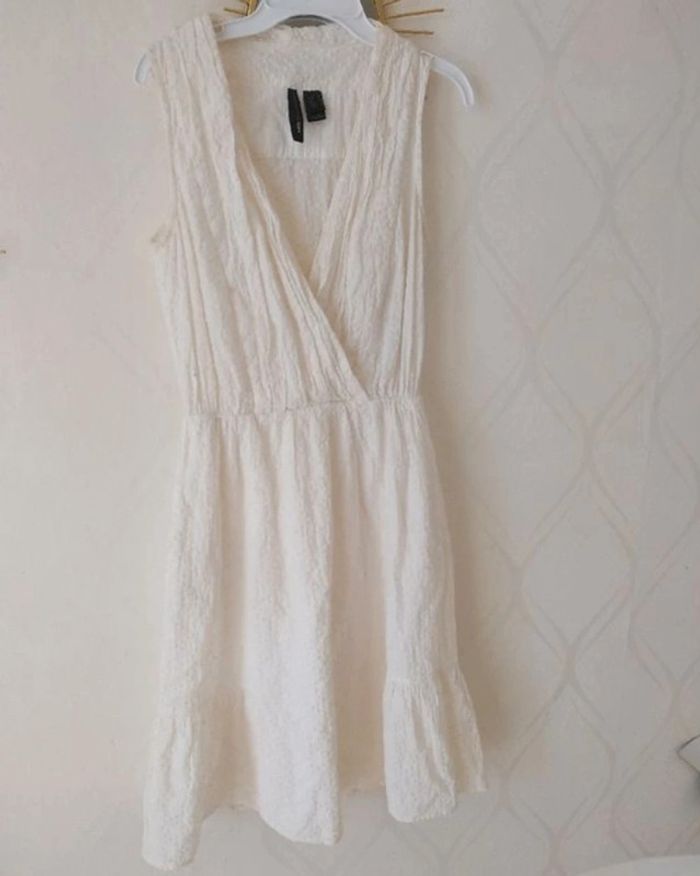 Robe d'été brodé t.M Mango 🤍🌼