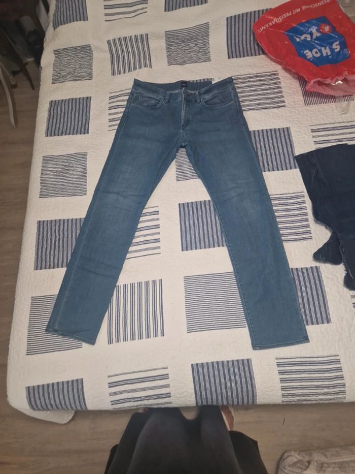 Jeans boss - photo numéro 1