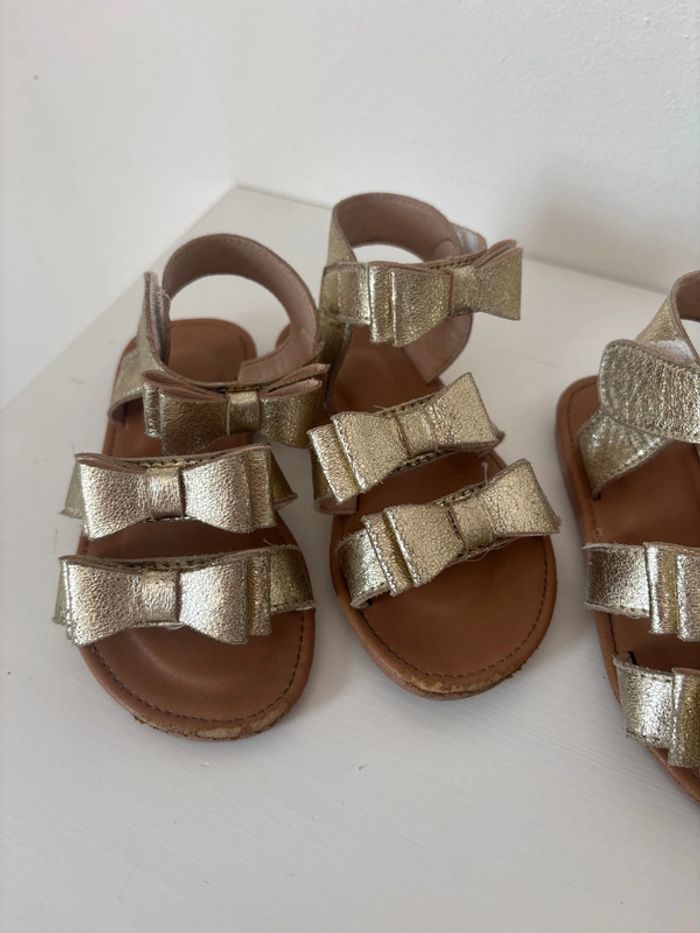 Sandales dorées - photo numéro 3