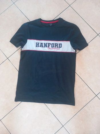 Tee-shirt taille xs ( 16 ans )