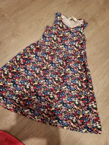 Robe H&M 6/8 ans