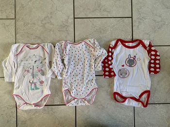 Lot 3 bodys manches longues 6 mois