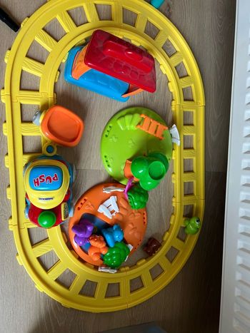 Train de l'aventure Bilingue Chicco