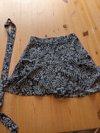 Jupe short taille 34