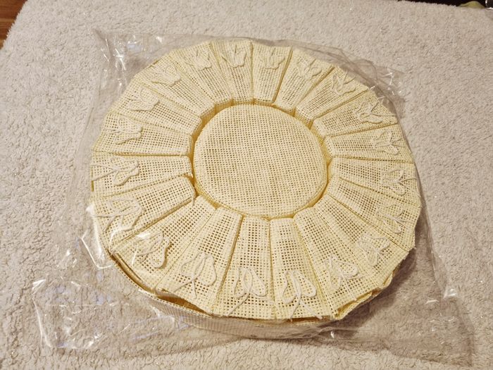 Boîtes  jaune pâle a papillon blanc 20 parts - photo numéro 3