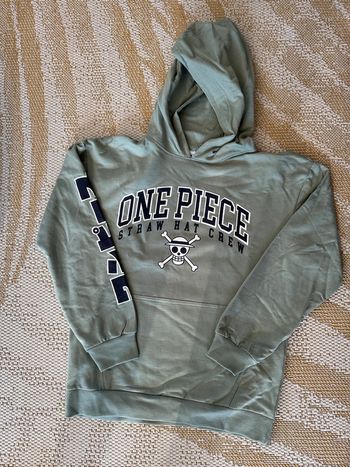 Sweat One Piece 14 ans neuf