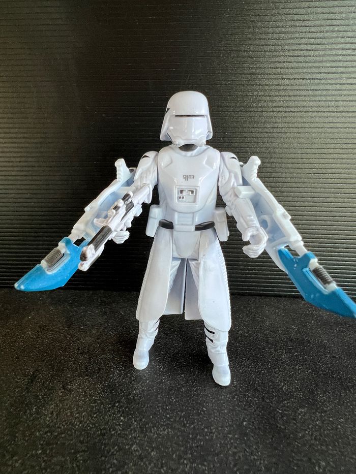 Snowtrooper du Premier Ordre - Figurine Star Wars 10cm