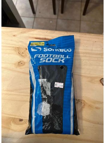 Chaussettes de foot – Neuf – Taille 26-32 o