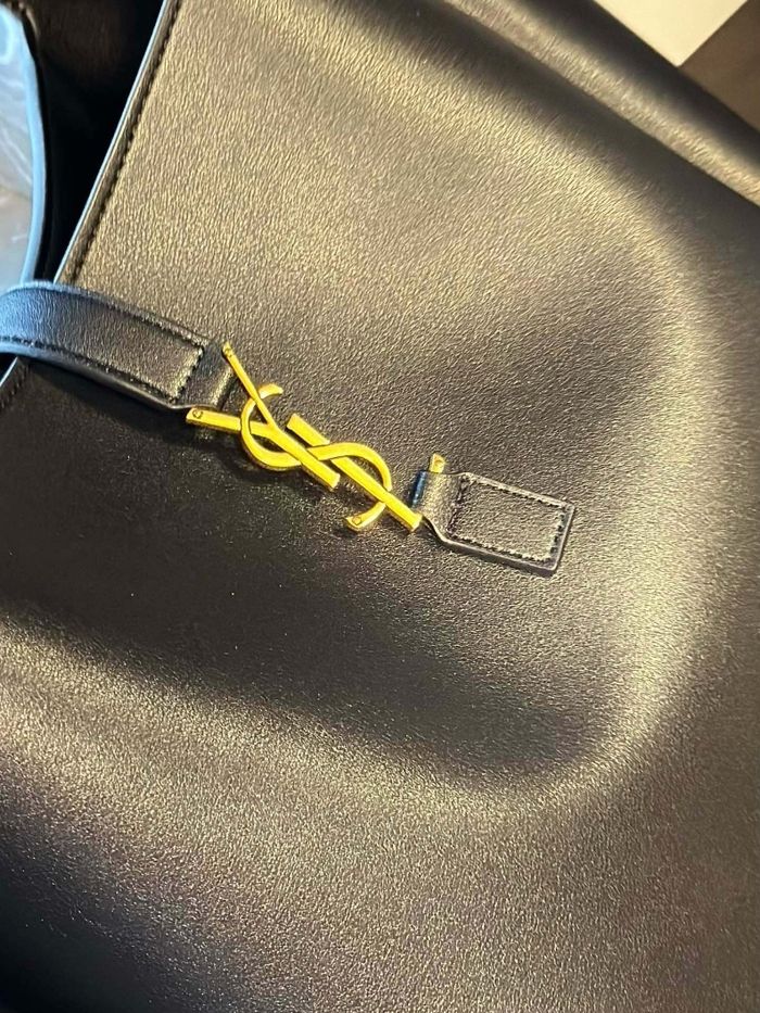 Yves Saint Laurent  Hobo - photo numéro 5