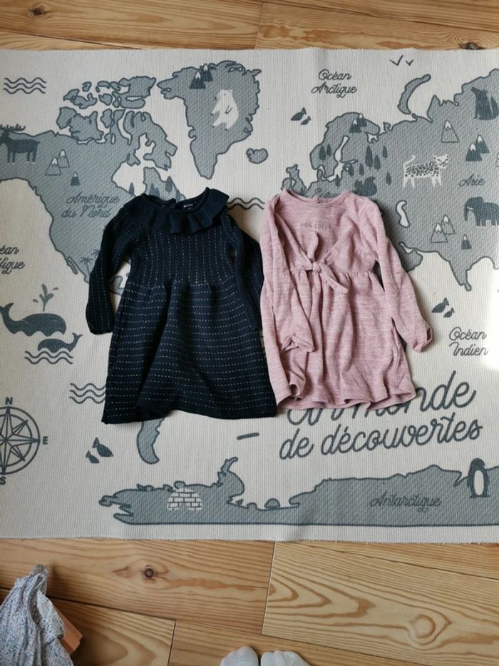 Lot 2 robes 18 mois