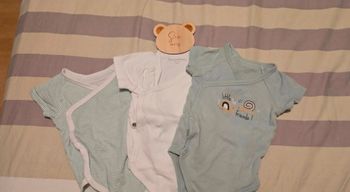 Lot 3 bodies 6 mois
