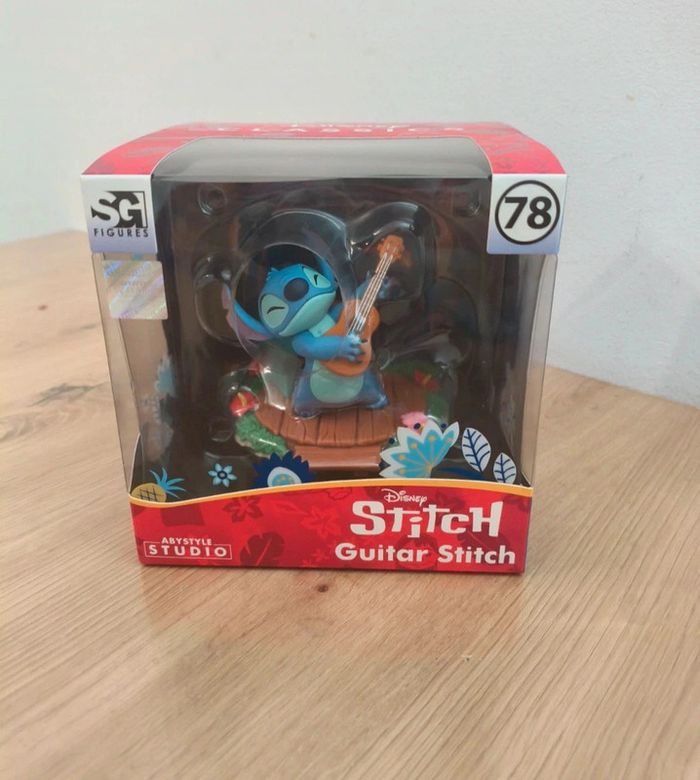 Figurine stich neuve