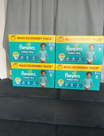 Couche Pampers Baby Dry taille 5