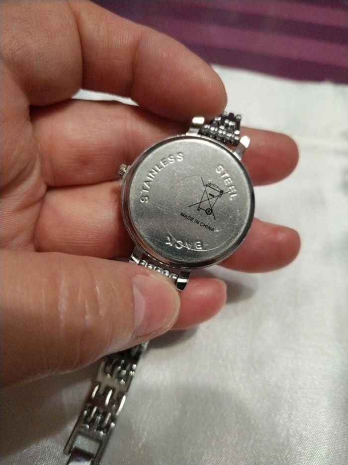 Montre femme neuve - photo numéro 9