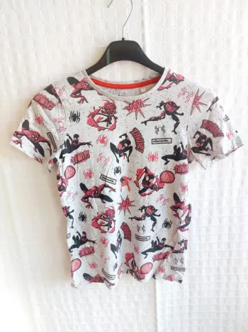 Tee-shirt 128 cm => 8 ans Spiderman C&A