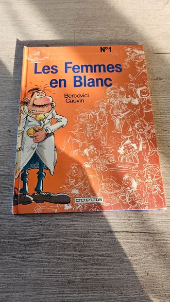 BD Dupuis Les Femmes en Blanc, tome 1