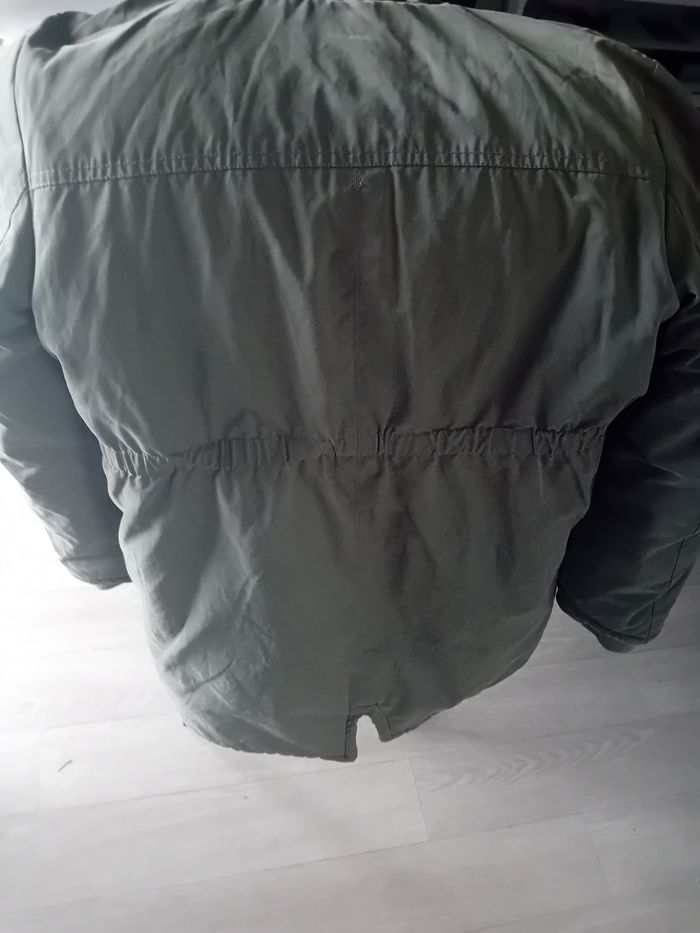 Un manteau fille tape a l'oeil, 14 ans - photo numéro 2