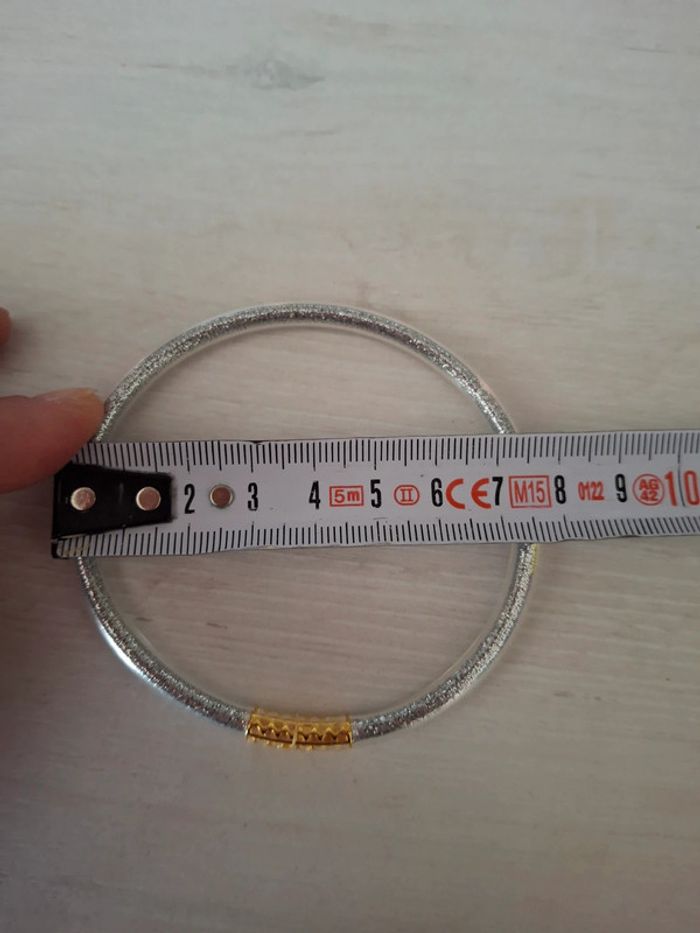 Bracelet jonc bouddhiste tibetain plastique brillant pailleté argentée - photo numéro 4